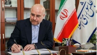 قالیباف بازار نفت را مقابل ادعای آمریکا گذاشت؛ ماجرای یک اختلاف ۵۰ دلاری