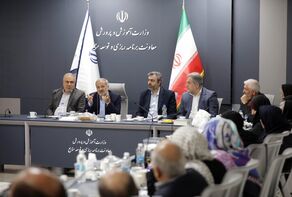 سهام‌دار شدن فرهنگیان در دستور کار؛ سهم بازنشستگان چه می‌شود؟