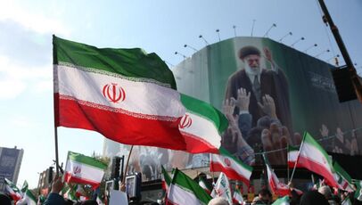ترامپ هنوز در انتظار «سقوط» ایران است