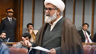 سناتور پاکستانی حملات آمریکا و عربستان به عراق را تهدیدی برای ثبات منطقه دانست