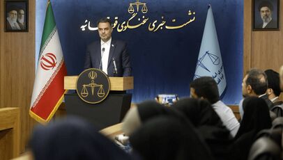برخورد قاطع قوه قضاییه با افراد وطن‌فروش و خائن در جریان جنگ