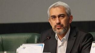 ورود وزیر اقتصاد ایران به مسکو و استقبال سفیر کشورمان