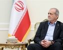 با دشمنی که تحریم و تهدید می‌کند، مذاکره معنا ندارد