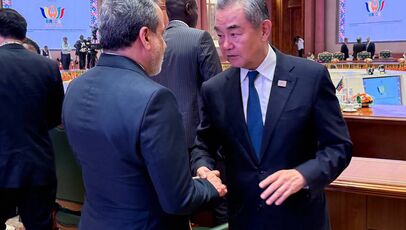 سفر غیرمنتظره عراقچی به چین؛ آیا پکن در مسیر میانجیگری تهران و واشنگتن قرار گرفته است؟