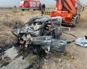 واژگونی مرگبار پژو در پیشوا؛ برخورد خودرو با تیر برق جان دو نفر را گرفت