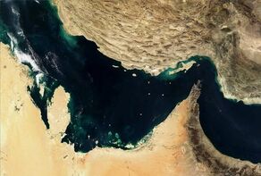 ادعای عجیب سنتکام درباره تنگه هرمز