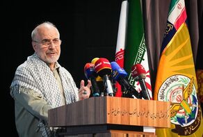 دیپلماسی باید به دستاورد سیاسی منجر شود