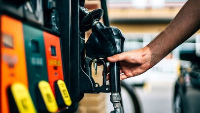 قیمت بنزین؛ واکنش کمیسیون انرژی به زمزمه افزایش نرخ
