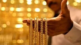 طلای ۱۸ عیار چند شد؟ قیمت جدید طلا امروز ۱۲ مهر ۱۴۰۵
