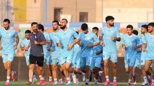 استقلال خواستار تعویق بازی با پیکان شد؛ نگرانی از فشردگی برنامه پیش از آسیا