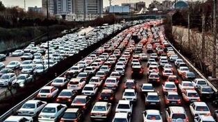 ترافیک صبحگاهی در پایتخت؛ بزرگراه‌های تهران زیر بار سنگین خودروها