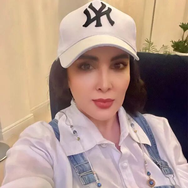 لیلا بلوکات در بیوگرافی بازیگران سریال آسمان همیشه ابری نیست