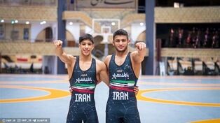 نتایج کشتی جوانان جهان: صعود خاطری به جمع مدال‌آوران و وداع زودهنگام شمسی‌پور با رقابت‌ها
