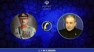 گفت‌وگوی تلفنی عراقچی با فرمانده ارتش پاکستان