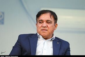 از تصمیمات سرمربی استقلال حمایت می‌کنیم