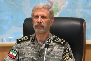 امیر حاتمی: ایران با تکیه بر توان داخلی تسلیم نخواهد شد