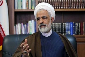 جنگ و مذاکره مکمل یکدیگرند؛ دولت در برابر حاشیه‌سازی‌ها کوتاه نمی‌آید