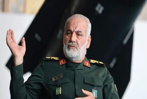 از یک تویوتا استیشن تا شهرهای موشکی ایران! + ویدئو
