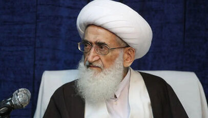 باید در برابر دشمن ایستادگی و وحدت داخلی را حفظ کرد