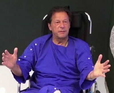 انتقال عمران خان به بیمارستان؛ اولین گام برای کاهش تنش‌ها