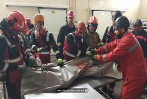 مرگ کارگر جوان مشهدی هنگام نظافت دستگاه میکسر؛ علت حادثه در دست بررسی