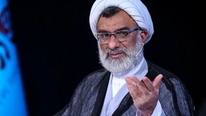 اکبر عبدی برای نقش‌هایش مطالعه و تمرین می‌کرد