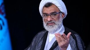 اکبر عبدی برای نقش‌هایش مطالعه و تمرین می‌کرد